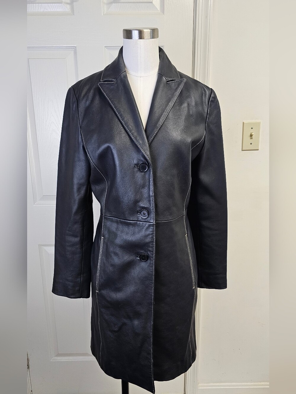 Kenneth Cole Reaction Women's Super Soft Long Leather Black Jacket Size SMALL